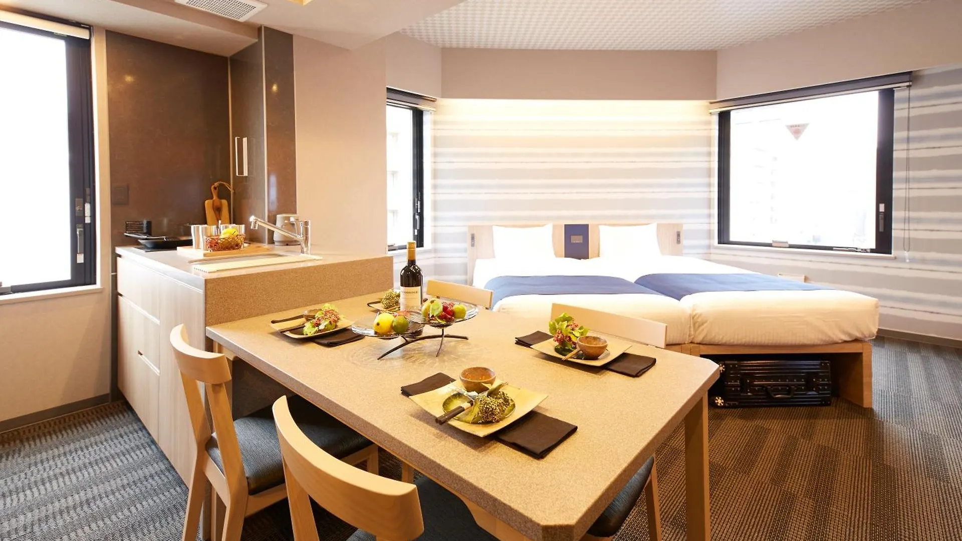 Monday Apart Premium Ginza Shintomicho Tokyo