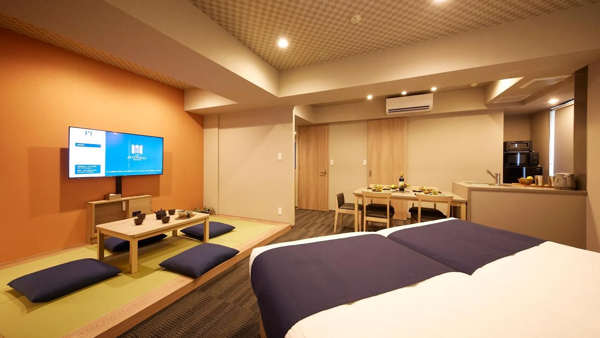 Monday Apart Premium Ginza Shintomicho Tokyo 4*,